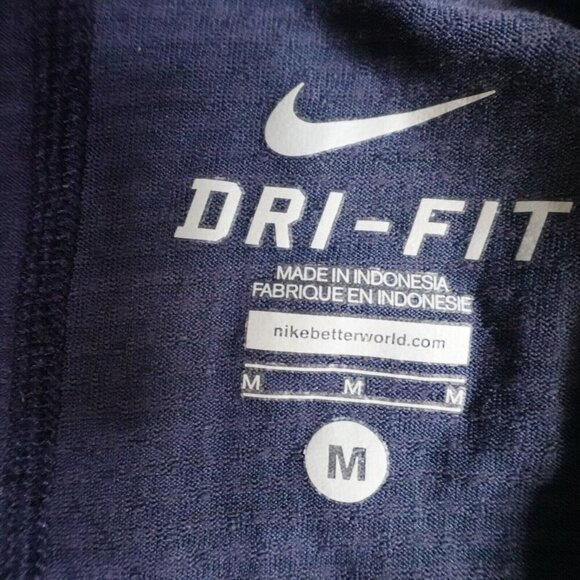 University of Michigan T-shirt Medium Blue Nike Curved Hem Dri-Fit - Picture 3 of 8